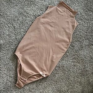 Skims Mockneck seamless bodysuit sz s/m